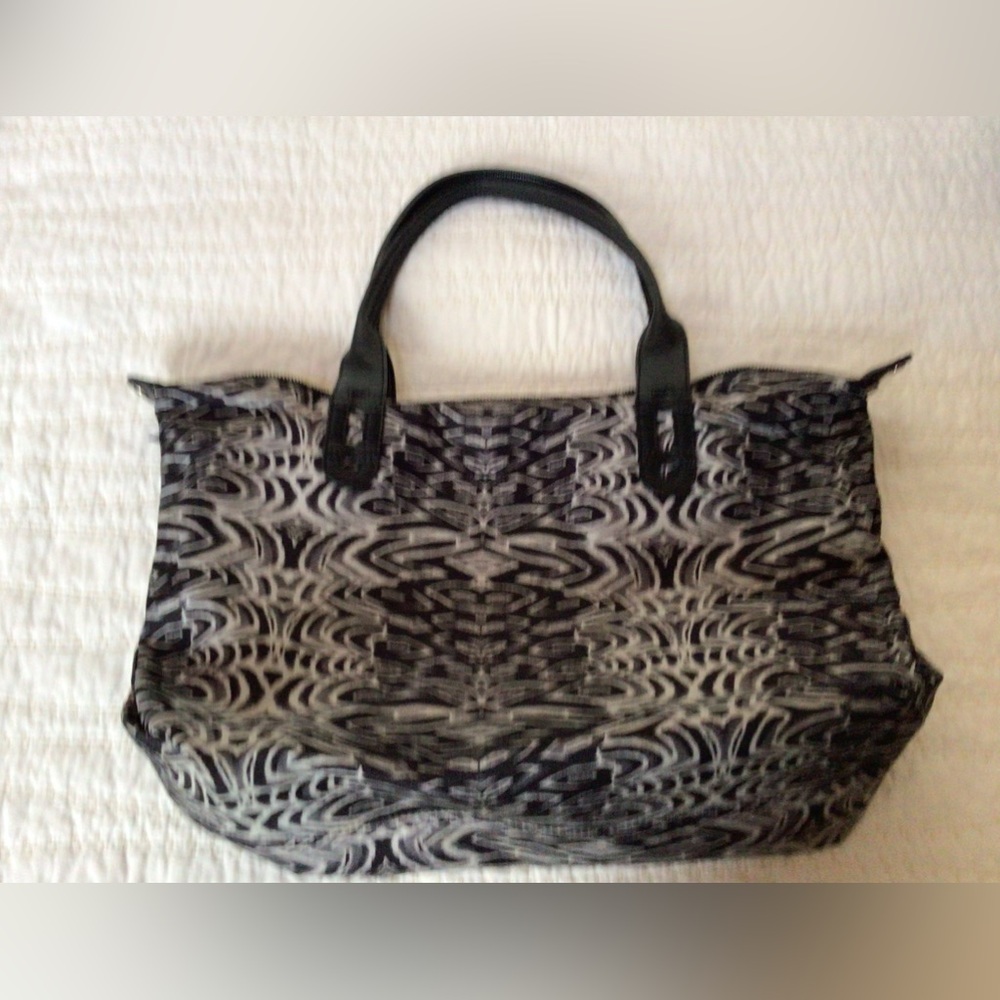 Stella & Dot Purse - Picture 10 of 11